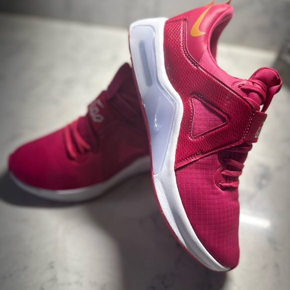 Nike Pink Athletic Shoes - Picture 10 of 10